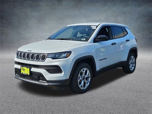 Certified 2025 Jeep Compass Sport image 8