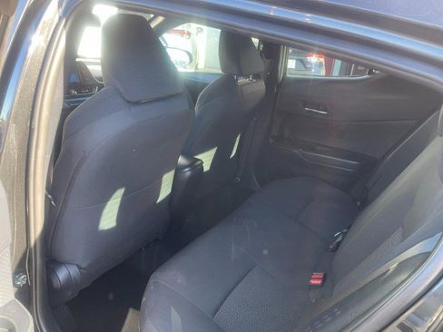 Used 2018 Toyota C-HR XLE image 14