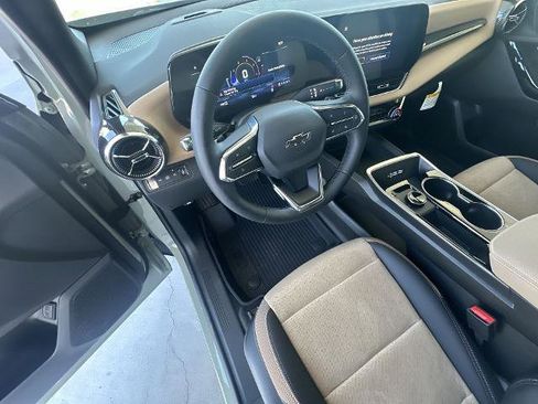 New 2026 Chevrolet Equinox ACTIV w/ Convenience Package III image 44