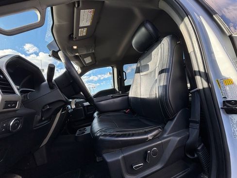 Used 2019 Ford F350 Lariat w/ Lariat Value Package image 6