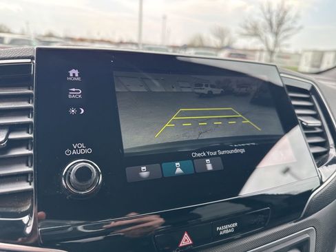 Used 2022 Honda Pilot TrailSport image 23