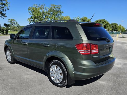Used 2017 Dodge Journey SE image 6