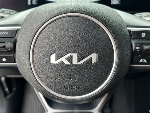 Used 2025 Kia Sportage SX FWD image 25