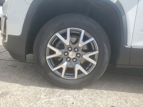 Used 2023 GMC Acadia SLT FWD image 10