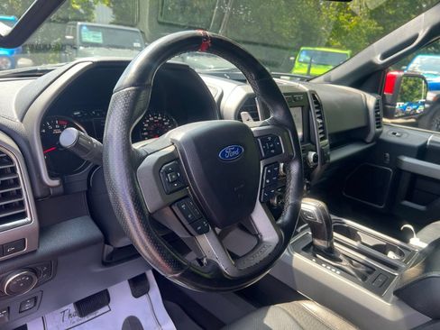Used 2019 Ford F150 Raptor w/ Equipment Group 802A Luxury AWD/4WD image 14