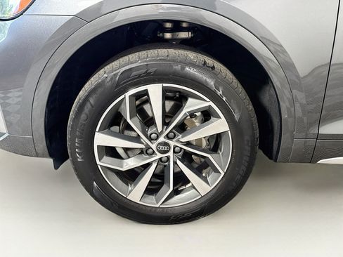 Used 2023 Audi Q5 2.0T Premium Plus w/ Premium Plus Package AWD/4WD image 30