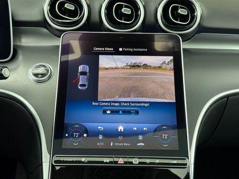 Used 2025 Mercedes-Benz C 300 Sedan image 4