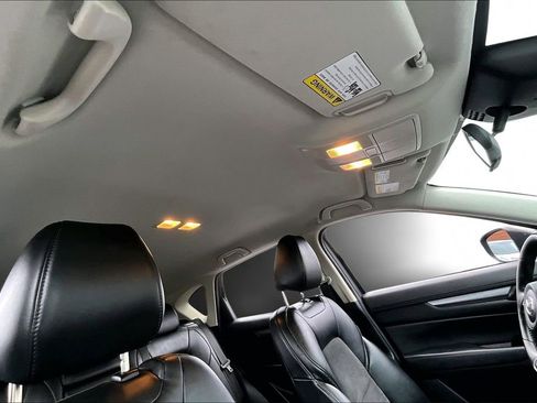 Used 2021 MAZDA CX-5 Touring image 22