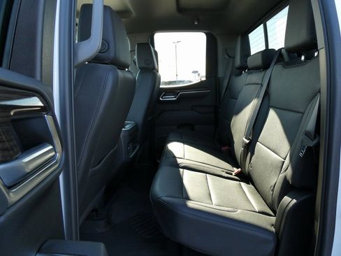 Certified 2025 Chevrolet Silverado 1500 LT image 18