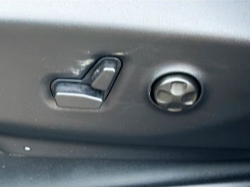 New 2026 Chrysler Pacifica Select w/ S Appearance Package FWD image 25