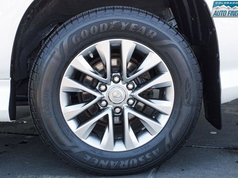 Used 2016 Lexus GX 460 Luxury w/ Preferred Accessory Package AWD/4WD image 26