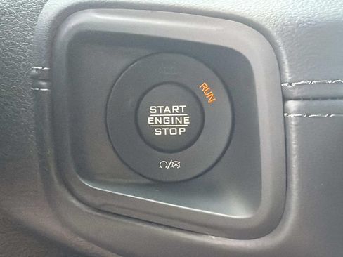 New 2026 Jeep Wrangler Unlimited Sahara AWD/4WD image 8