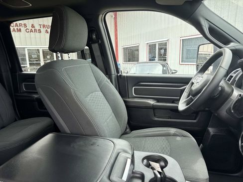 Used 2026 RAM 2500 Big Horn AWD/4WD image 10