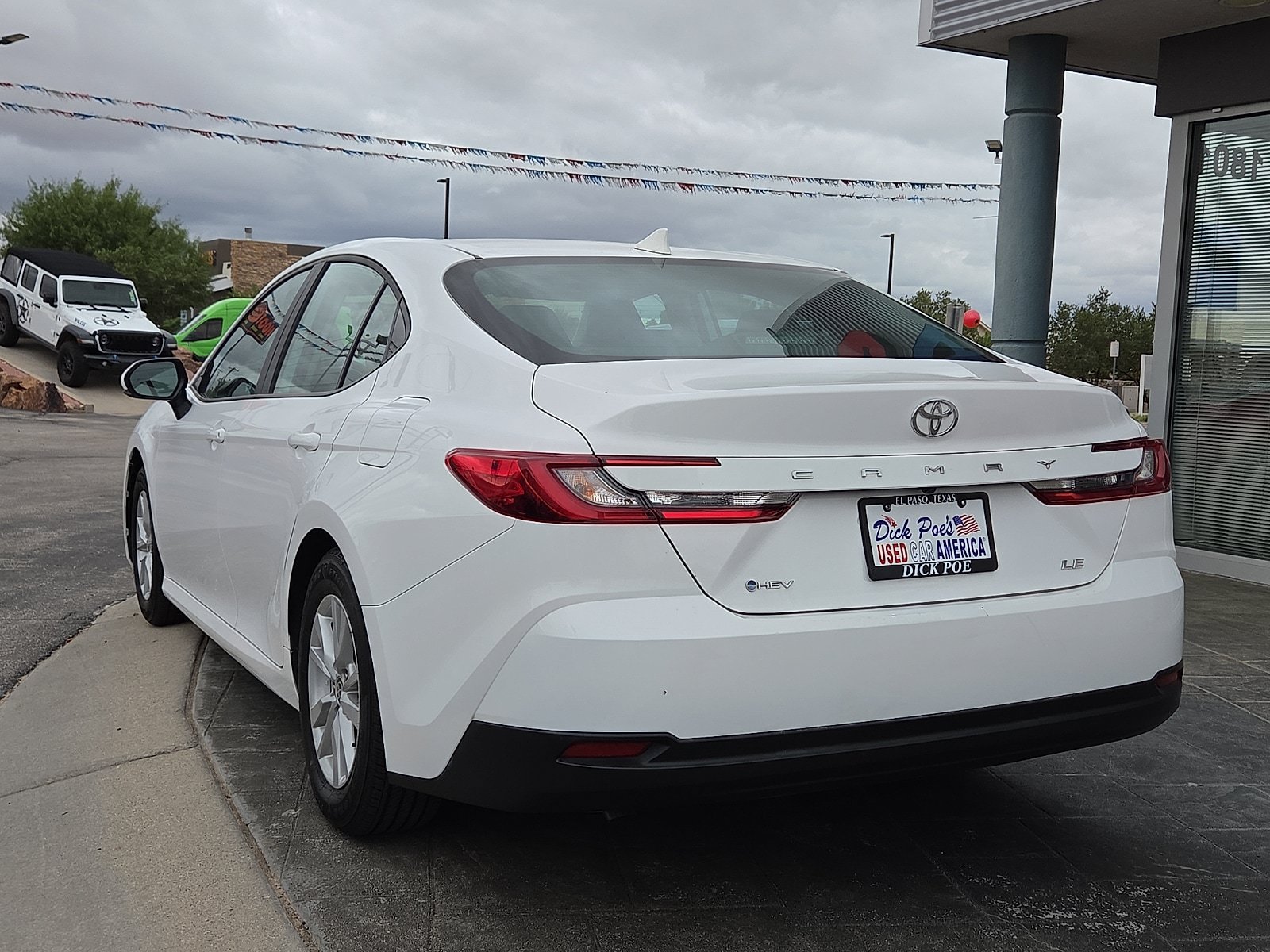 Used 2026 Toyota Camry LE FWD image 4