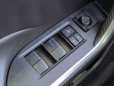 Used 2024 Toyota RAV4 XLE FWD image 21