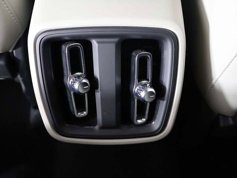 Used 2024 Volvo XC40 B5 Plus w/ Protection Package Premier image 51