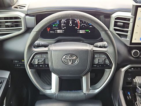 Used 2024 Toyota Sequoia Platinum image 14