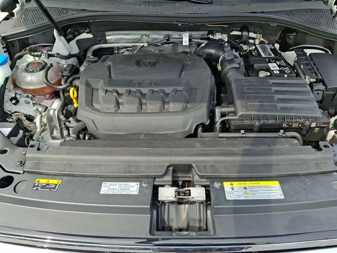 Certified 2023 Volkswagen Tiguan SEL R-Line AWD/4WD image 30