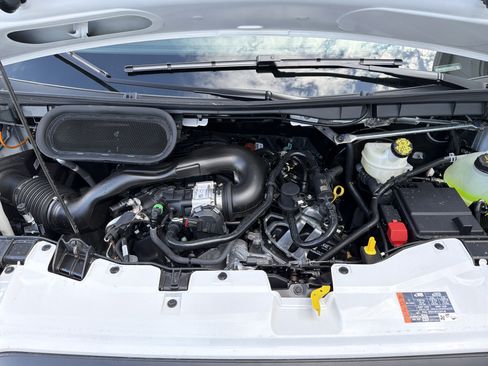 New 2026 Ford Transit 250 148 Medium Roof image 19