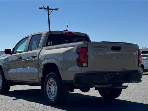 Used 2024 Chevrolet Colorado W/T image 7