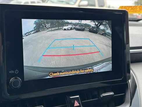 Certified 2023 Toyota Corolla Cross LE FWD image 31