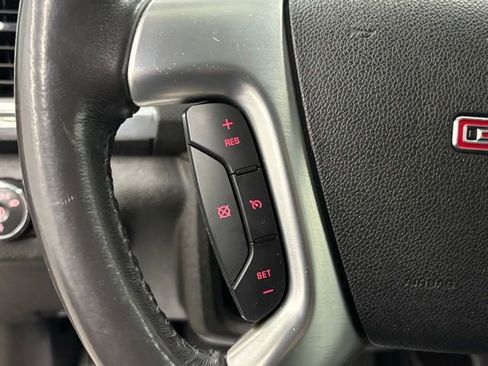 Used 2016 GMC Acadia SLT image 22