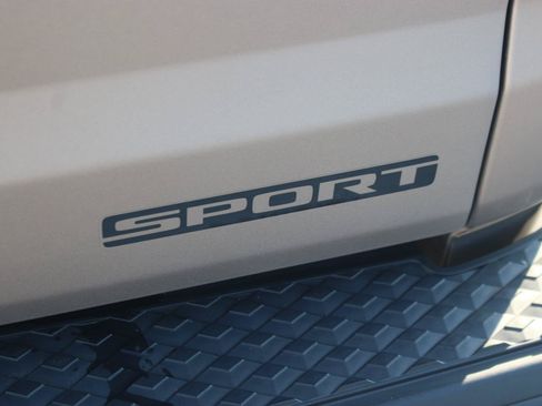 Used 2020 Jeep Gladiator Sport w/ Quick Order Package 24S AWD/4WD image 11