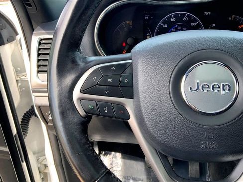 Used 2019 Jeep Grand Cherokee Limited AWD/4WD image 17