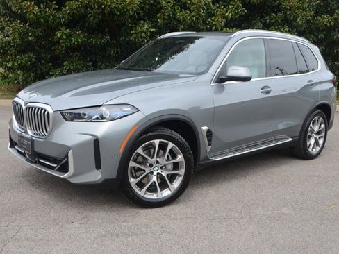 Used 2025 BMW X5 xDrive40i image 5