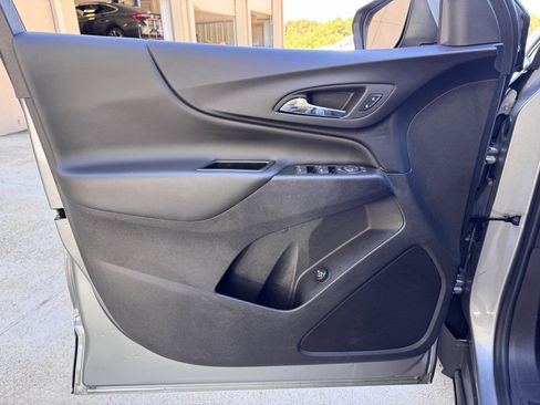 Used 2024 Chevrolet Equinox LT image 23