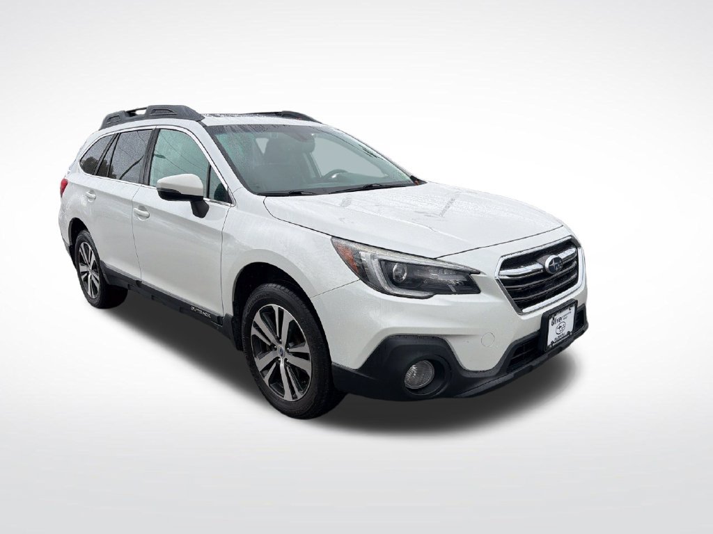 Used 2018 Subaru Outback 2.5i Limited AWD/4WD image 3