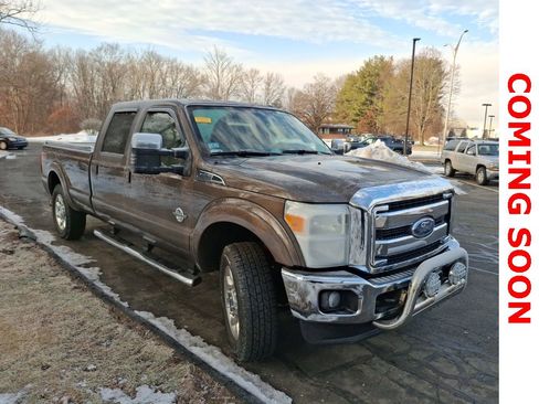 Used 2015 Ford F250 Lariat w/ Lariat Ultimate Package image 3