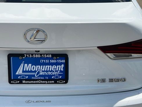 Used 2020 Lexus IS 350 F Sport w/ F Sport Package RWD image 11