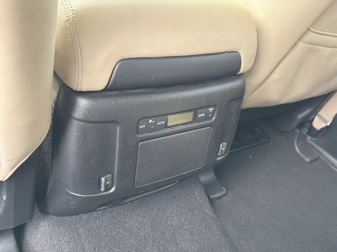 Used 2019 Nissan Armada SL w/ Premium Package RWD image 12