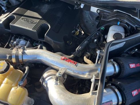 Used 2019 Ford F150 Lariat w/ Trailer Tow Package image 26