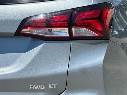 Used 2024 Chevrolet Equinox LT AWD/4WD image 25