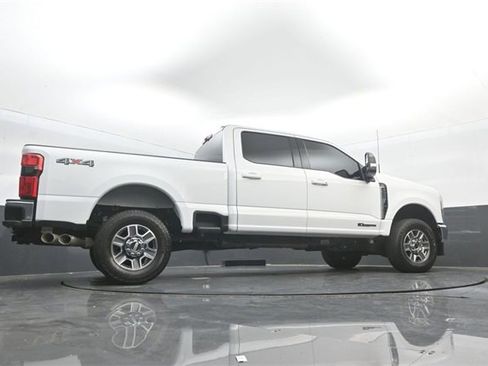 Certified 2025 Ford F350 Lariat image 33