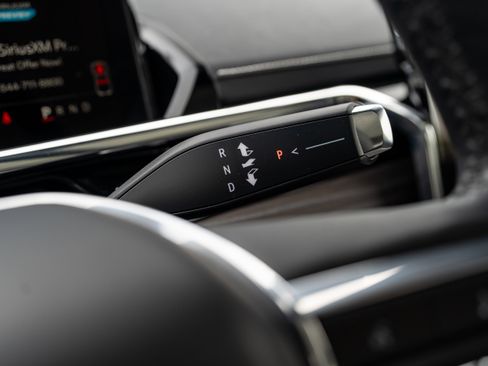 Used 2024 GMC Sierra EV Denali image 36