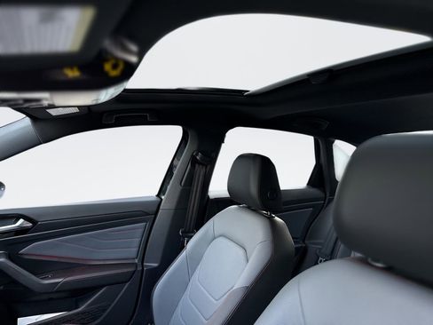 New 2026 Volkswagen Jetta GLI Autobahn FWD image 16