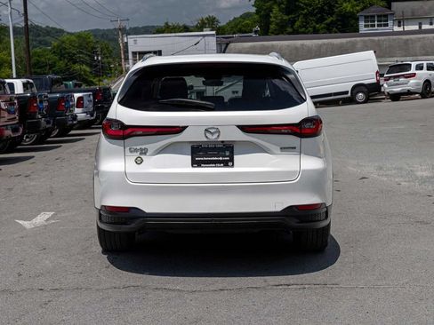 Used 2024 MAZDA CX-90 Plug-In Hybrid w/ Preferred AWD/4WD image 5