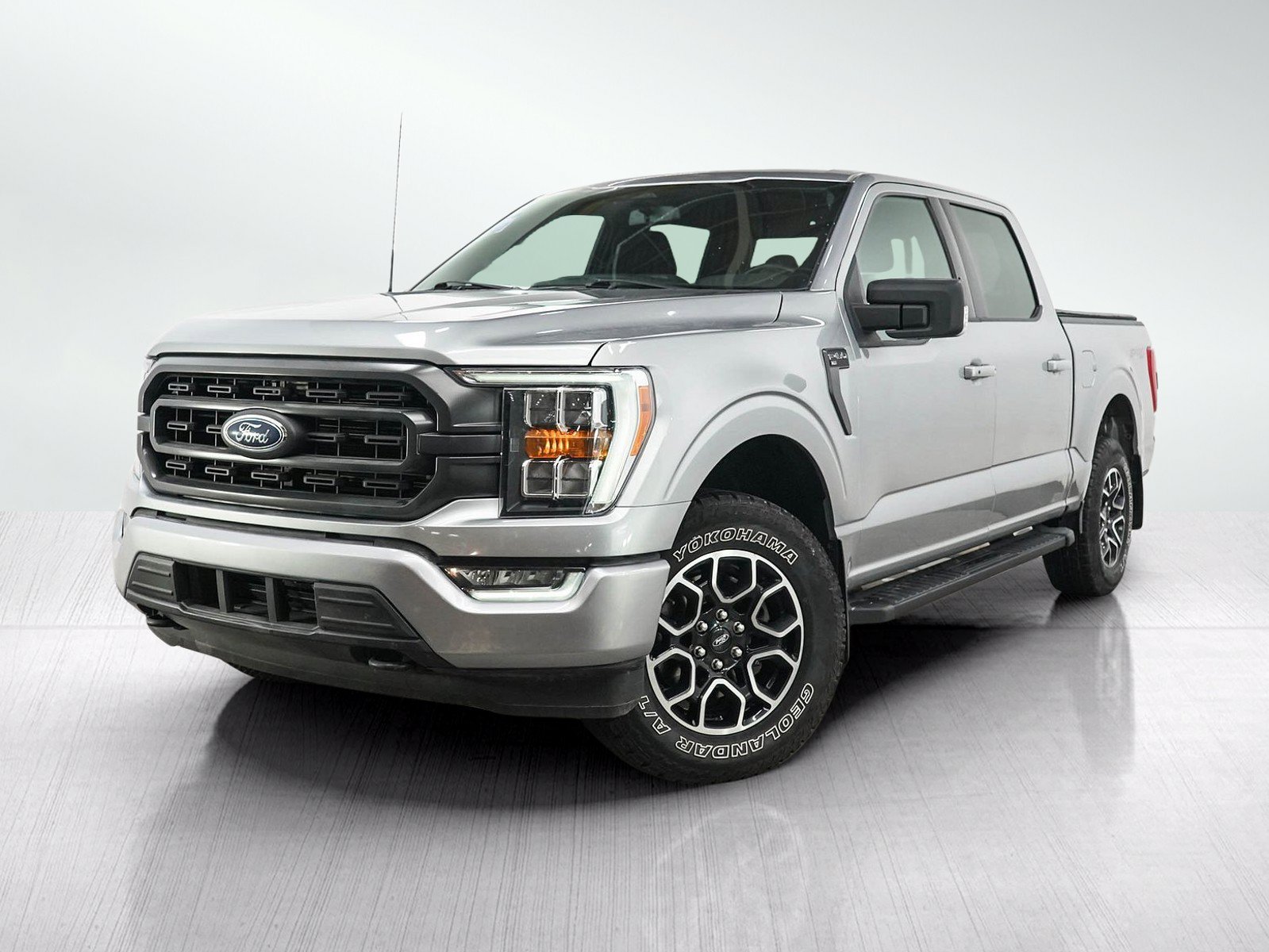 Used 2022 Ford F150 XLT w/ Equipment Group 302A High AWD/4WD image 1