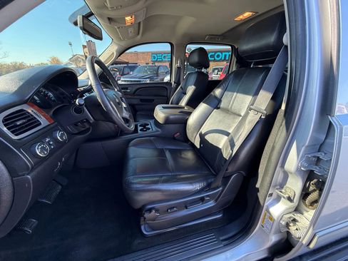 Used 2012 Chevrolet Avalanche LT w/ All-Star Edition image 11