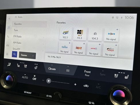 Used 2023 Lexus RX 350 FWD w/ Accessory Package image 20