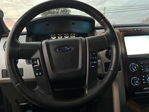 Used 2013 Ford F150 Lariat w/ Luxury Equipment Group image 3