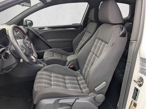 Used 2013 Volkswagen Golf 2-Door FWD image 13