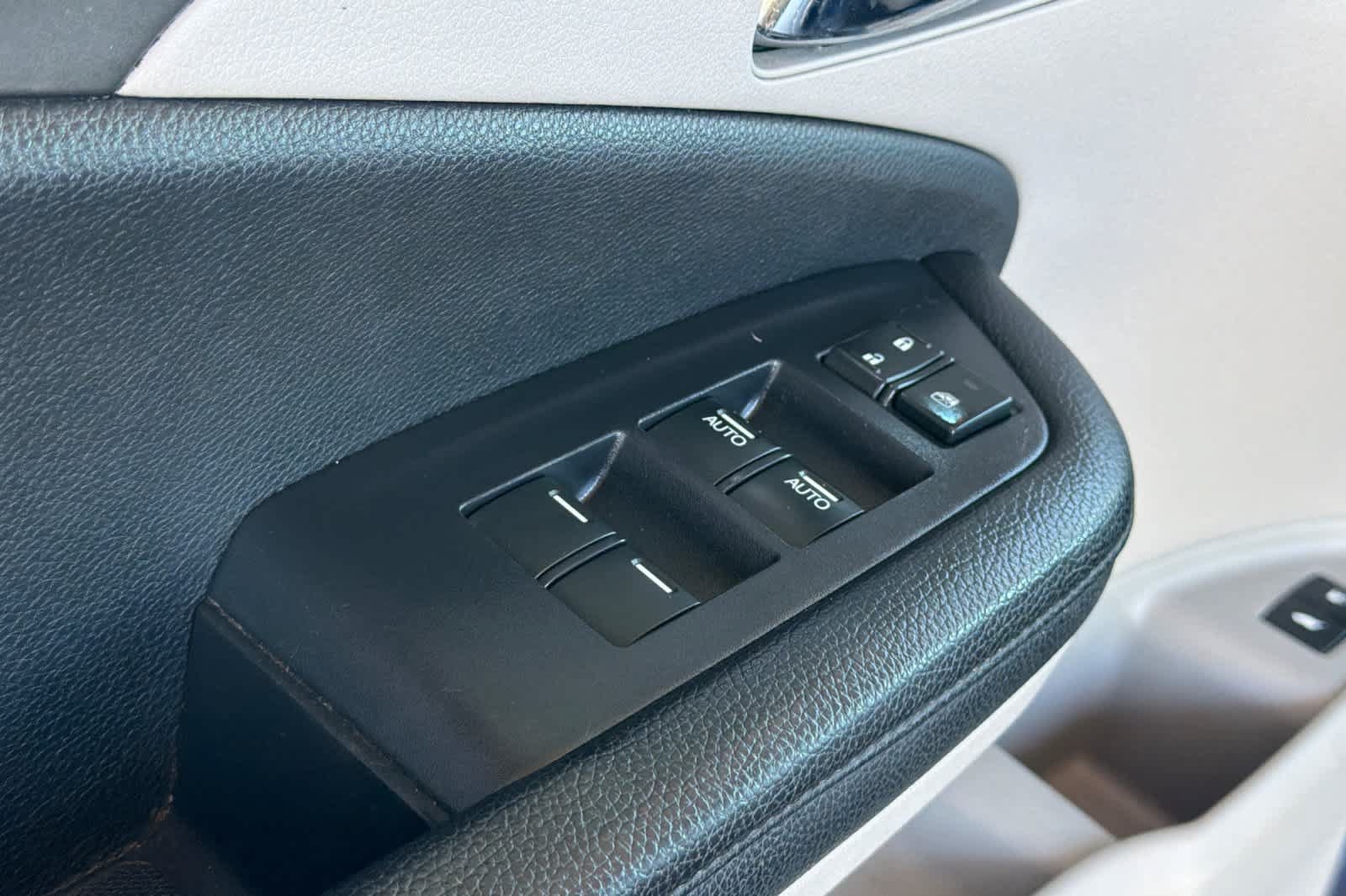 Used 2019 Honda Pilot EX-L image 13