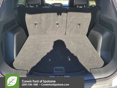 Used 2025 Ford Escape Platinum image 21