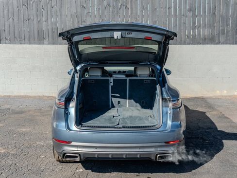 Used 2019 Porsche Cayenne E-Hybrid image 14