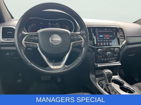 Used 2020 Jeep Grand Cherokee Altitude AWD/4WD image 18