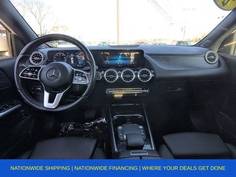 Used 2023 Mercedes-Benz GLA 250 4MATIC w/ Premium Package image 17